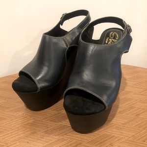 Sbicca leather vintage collection. 6” heel, 2” wedge. Short girls, celebrate!